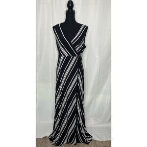 Glamour Women’s Black & White Striped Maxi Dress Size Large